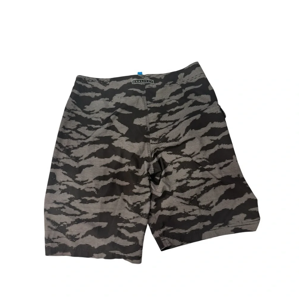 Oakley Black and Gray Patterned Board Shorts